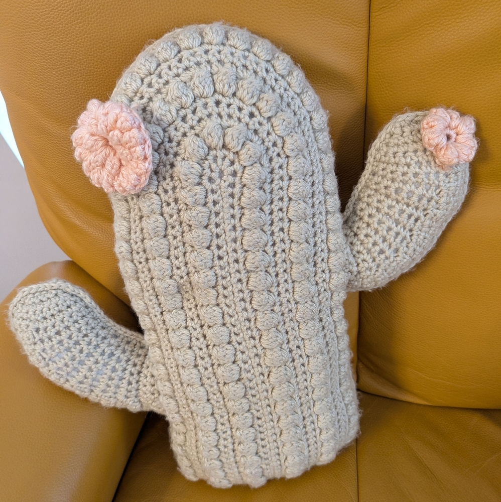 Crochet Cactus Pillow